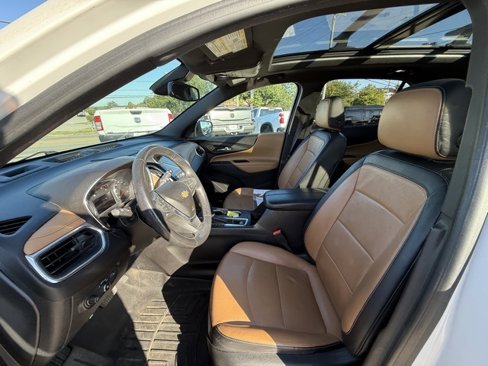 Used 2018 Chevrolet Equinox Premier image 12