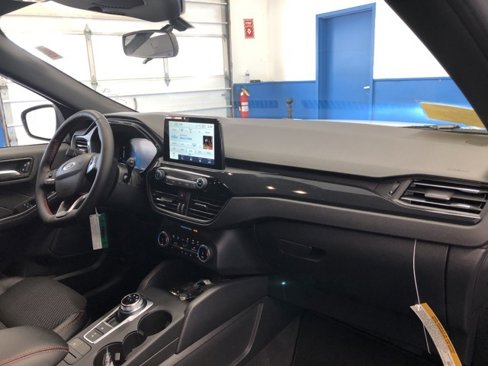 New 2025 Ford Escape ST-Line Select image 12