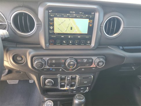 Used 2023 Jeep Wrangler Unlimited Sahara image 20