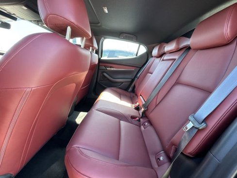 New 2025 MAZDA MAZDA3 2.5 S Hatchback w/ Premium Pkg image 9