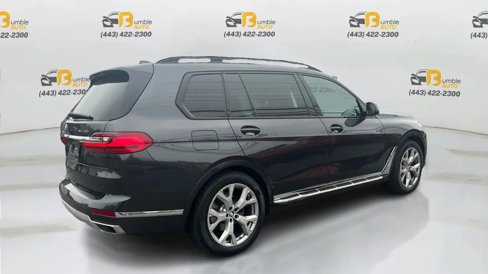 Used 2022 BMW X7 xDrive40i w/ Premium Package image 5