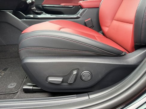 New 2025 Kia K4 GT-Line image 18