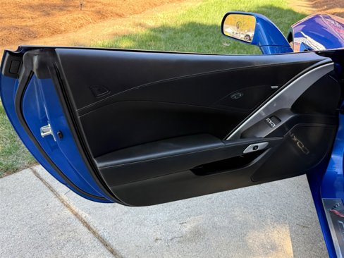 Used 2019 Chevrolet Corvette Stingray Convertible w/ Battery Protection Package image 44