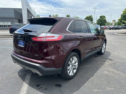 Used 2024 Ford Edge Titanium image 4