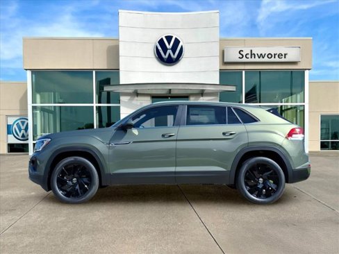 New 2026 Volkswagen Atlas Cross Sport SE image 1