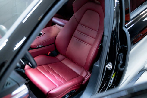 Used 2023 Porsche Panamera GTS image 67