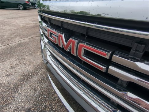 Certified 2023 GMC Acadia SLE w/ Driver Convenience Package image 29