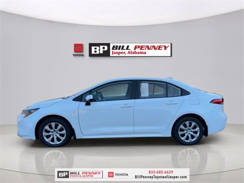 New 2026 Toyota Corolla LE image 2