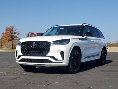 New 2025 Lincoln Aviator Reserve w/ Equipment Group 201A image 2