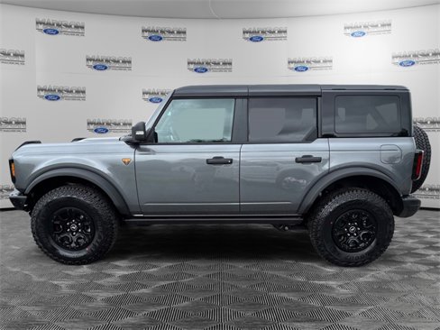 New 2025 Ford Bronco Badlands image 2
