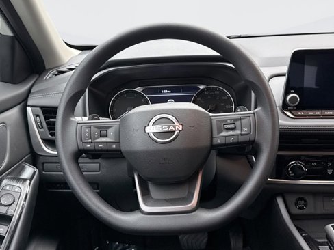 Used 2026 Nissan Rogue S image 12