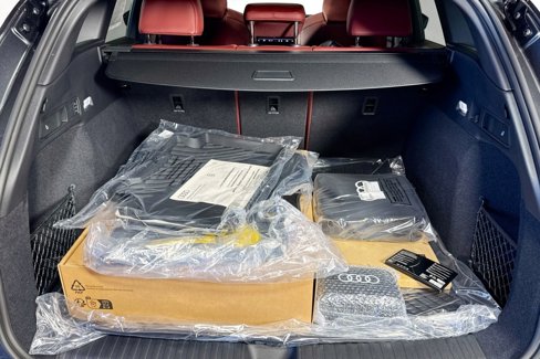 New 2025 Audi SQ6 e-tron Premium Plus image 23