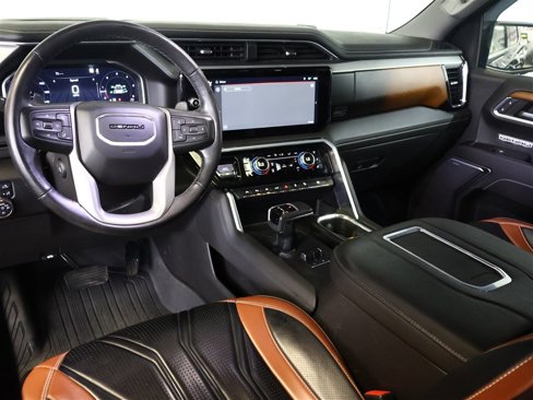 Used 2022 GMC Sierra 1500 Denali image 9