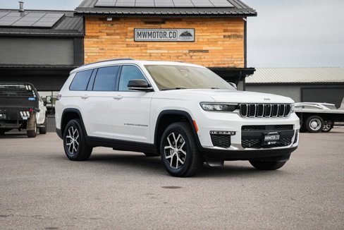 Used 2024 Jeep Grand Cherokee L Limited w/ Luxury Tech Group II image 1