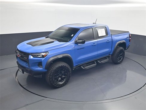 Used 2025 Chevrolet Colorado ZR2 w/ Technology Package image 13