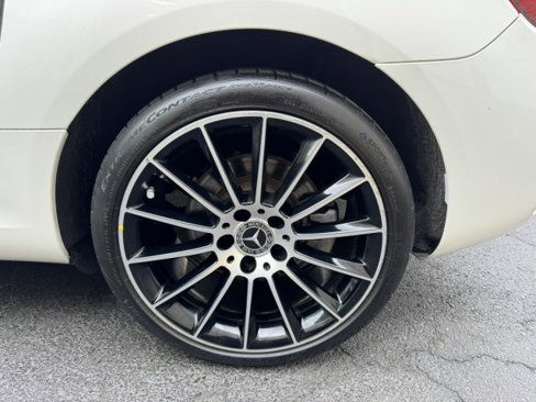 Used 2019 Mercedes-Benz SLC 300 w/ Premium Package image 30