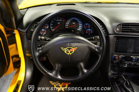 Used 2003 Chevrolet Corvette Coupe w/ Preferred Equipment Group image 39