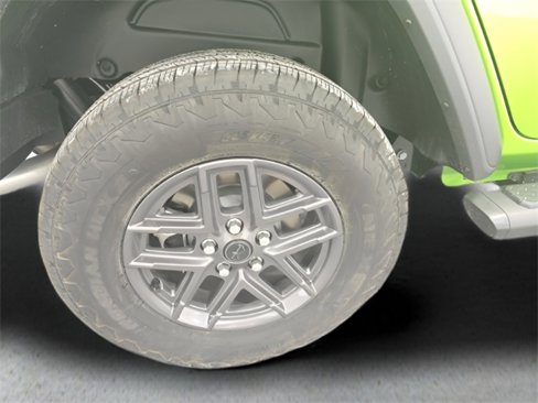 Used 2025 Jeep Wrangler Sport S image 34