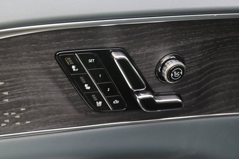New 2025 Cadillac Lyriq Luxury image 14