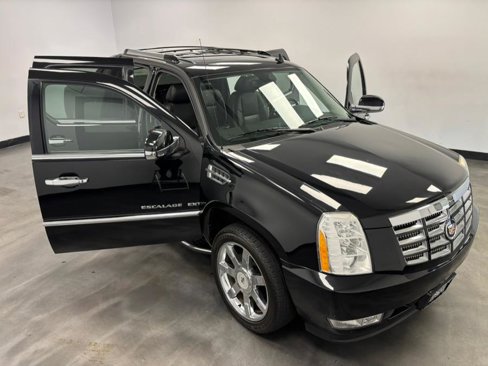 Used 2013 Cadillac Escalade EXT Luxury image 26