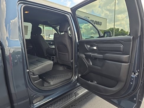 New 2026 RAM 1500 Classic Warlock image 18