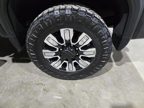 Used 2024 GMC Sierra 2500 Denali w/ Technology Package image 29