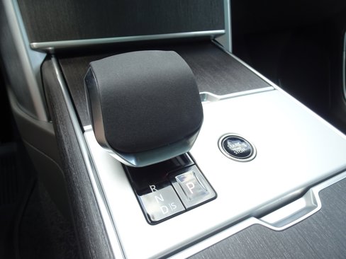 New 2025 Land Rover Range Rover SE image 26
