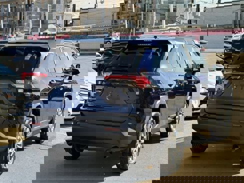 Used 2024 Toyota RAV4 XLE Premium image 4
