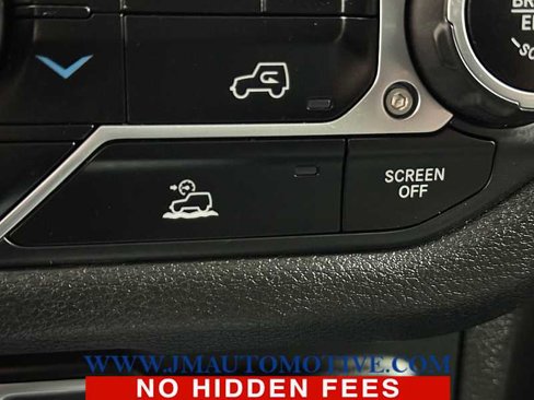 Used 2024 Jeep Wrangler Sport S image 36