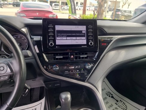 Used 2024 Toyota Camry SE image 24