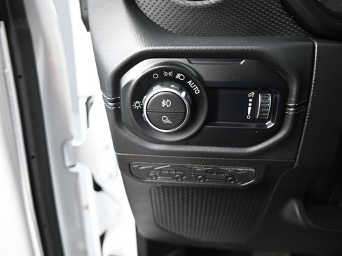 Used 2024 Jeep Gladiator Rubicon image 32