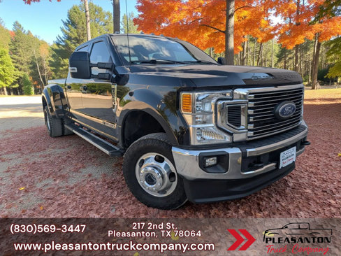 Used 2022 Ford F350 Lariat w/ Lariat Value Package image 1