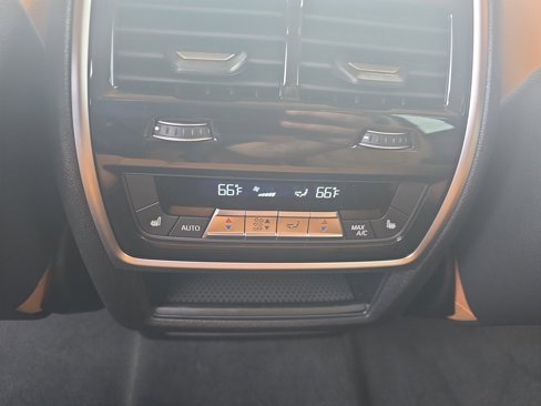 New 2026 BMW X7 xDrive40i image 13
