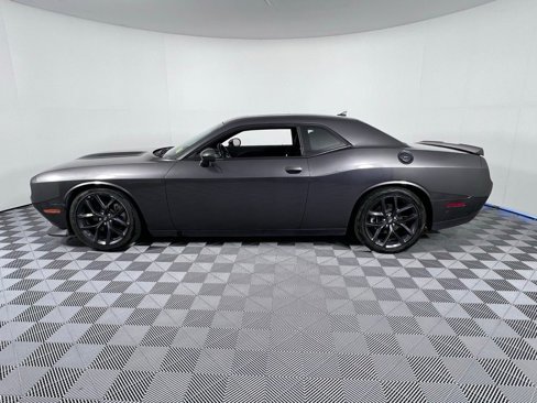 Used 2022 Dodge Challenger GT w/ Blacktop Package image 7
