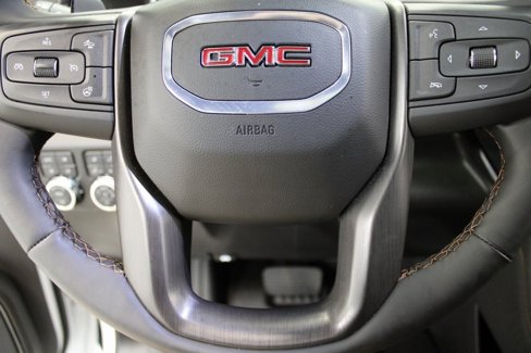 Used 2025 GMC Sierra 1500 AT4 w/ AT4 Premium Package image 11