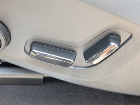 New 2026 Volvo XC90 B6 Plus w/ Protection Package Premier image 21