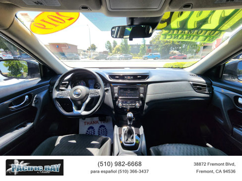 Used 2019 Nissan Rogue SV image 13