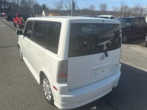 Used 2006 Scion xB image 8