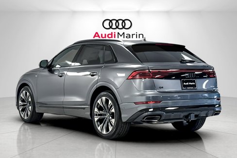 New 2025 Audi Q8 Prestige image 3