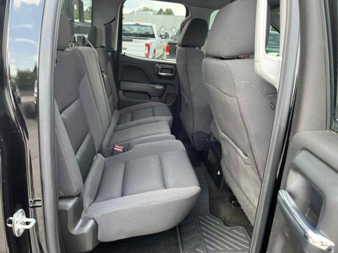 Used 2017 GMC Sierra 1500 SLE image 28