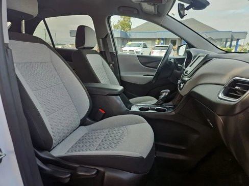 Used 2024 Chevrolet Equinox LT image 20