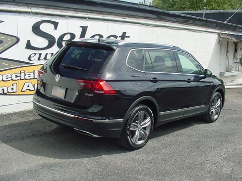 Used 2020 Volkswagen Tiguan SEL w/ 3rd Row Seat Package image 2