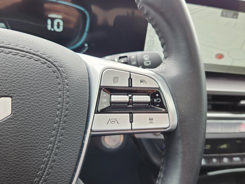 Used 2025 Kia Telluride S image 19