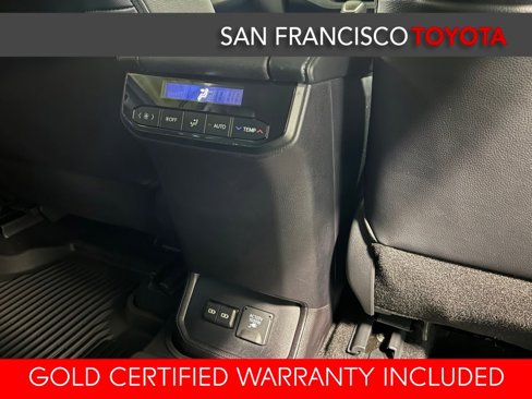 Used 2022 Toyota Highlander Limited image 19