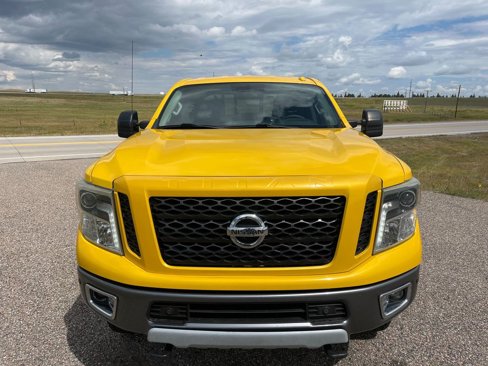 Used 2016 Nissan Titan PRO-4X w/ Pro-4x Convenience Package image 2