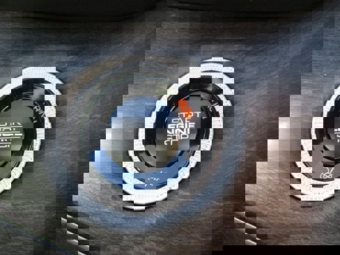 New 2025 Jeep Grand Cherokee L Limited w/ Black Appearance Package image 18
