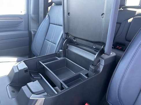 Used 2025 Chevrolet Silverado 3500 High Country w/ High Country Premium Package image 38
