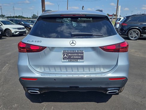 New 2026 Mercedes-Benz GLA 250 image 6