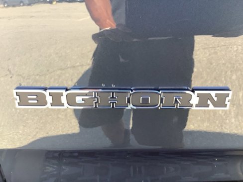 New 2026 RAM 1500 4x4 Crew Cab image 9