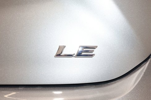 Used 2025 Toyota Camry LE image 34